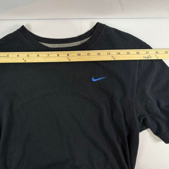 Vintage Nike Embroidered Check T-shirt Size Small - Picture 2 of 5